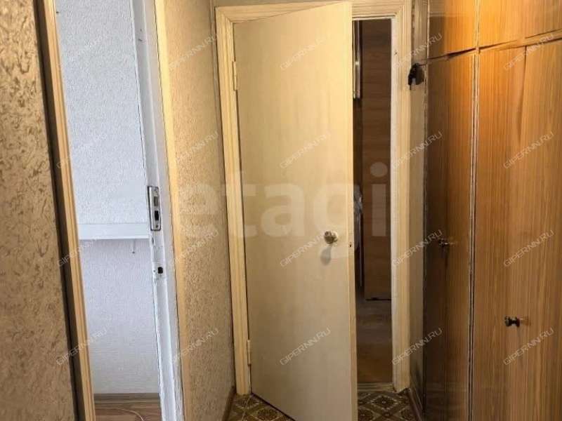 трёхкомнатная квартира на Пятигорской улице дом 16