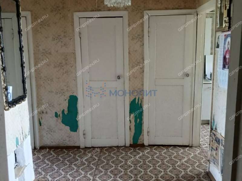 трёхкомнатная квартира на улице Молодёжная дом 14 село Выползово