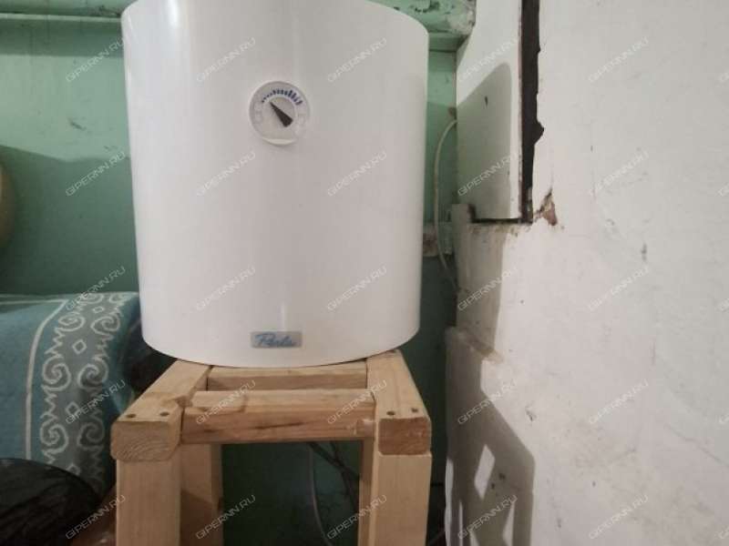 дом на улице Центральная село Варварское