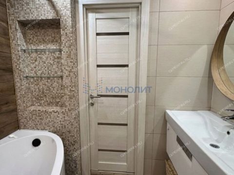 2-komnatnaya-nab-volzhskaya-d-24 фото