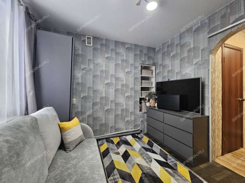 однокомнатная квартира на улице Юлиуса Фучика дом 10 к1