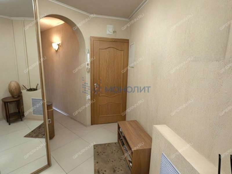 четырёхкомнатная квартира на улице Воровского дом 13