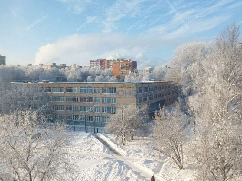 трёхкомнатная квартира на улице Маршала Голованова дом 39