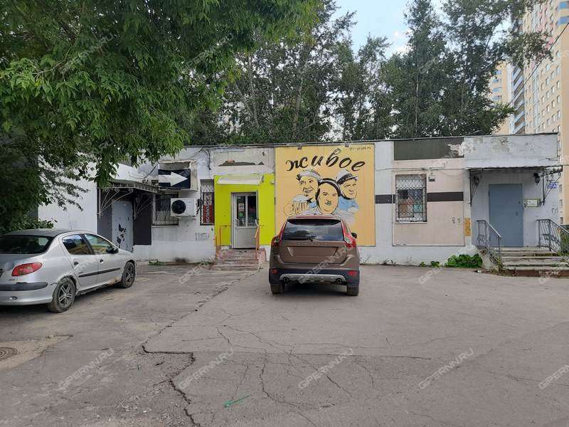 помещение под торговую площадь на Московское ш., д.25