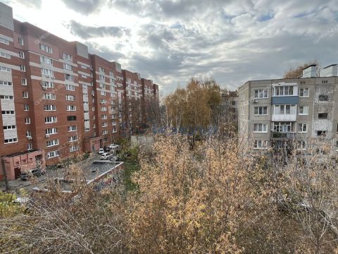 1-komnatnaya-ul-izhorskaya-d-37 фото