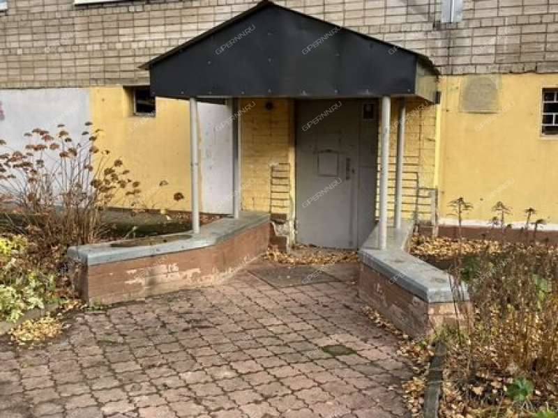 помещение под торговую площадь на Донецкой улице