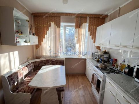 1-komnatnaya-ul-40-let-pobedy-d-10 фото