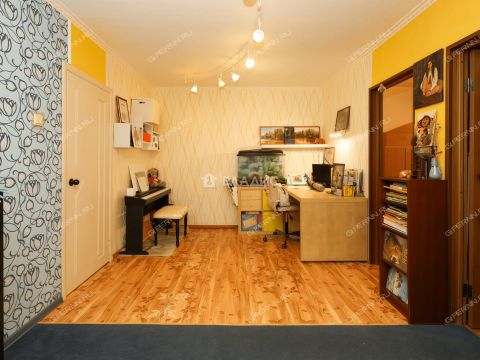 4-komnatnaya-ul-artelnaya-d-10a фото