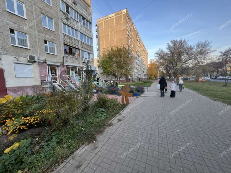 помещение под торговую площадь, недвижимость под общепит на Комсомольской улице