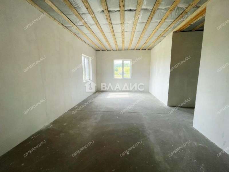 дом на улице Аверьянова деревня Студенец