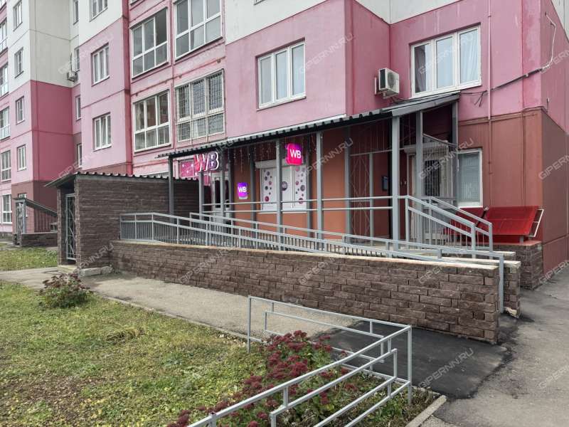 помещение под офис на бульваре 60-летия Октября