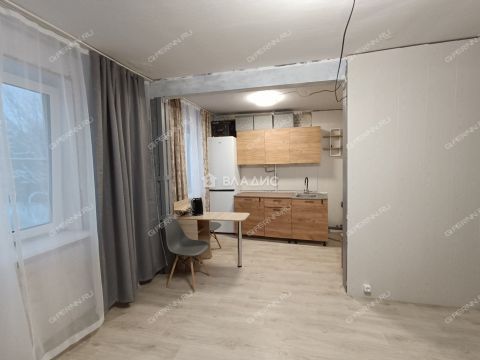 3-komnatnaya-ul-pyatigorskaya-d-12 фото