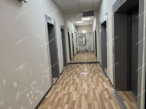 2-komnatnaya-ul-kompozitora-kasyanova-d-11 фото