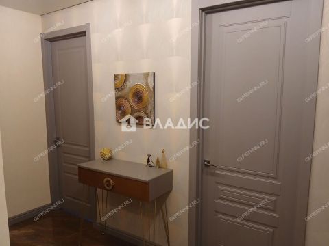 2-komnatnaya-ul-2-ya-oranzhereynaya-d-4a фото