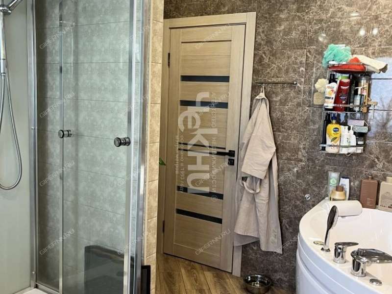 трёхкомнатная квартира на Пролетарской улице дом 14а