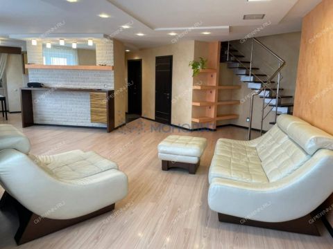 4-komnatnaya-ul-rodionova-d-197-k1 фото