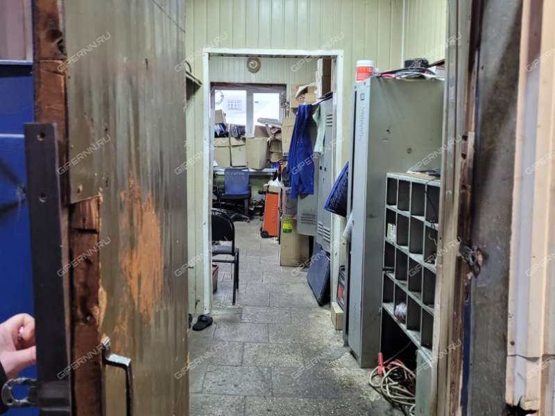 помещение под помещение свободного назначения, недвижимость под автобизнес на улице Федосеенко