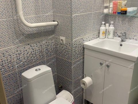 1-komnatnaya-ul-kominterna-d-184 фото