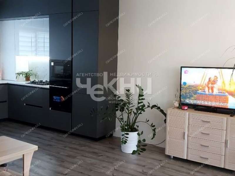 таунхаус на Вятская ул село Большая Ельня