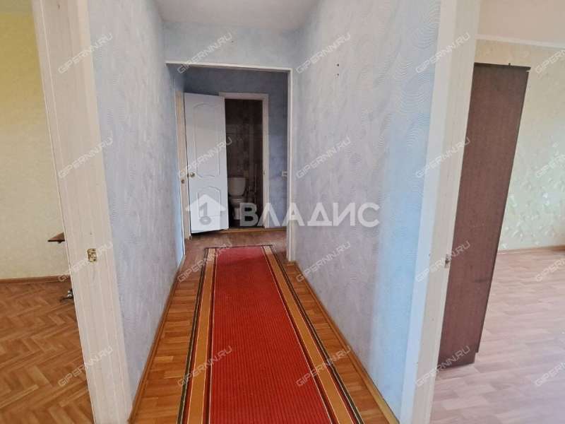 четырёхкомнатная квартира на улице Краснодонцев дом 19