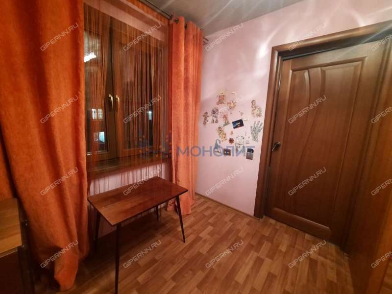 трёхкомнатная квартира на Светлоярской улице дом 40