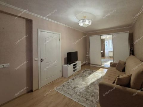 1-komnatnaya-ul-vyatskaya-d-1 фото