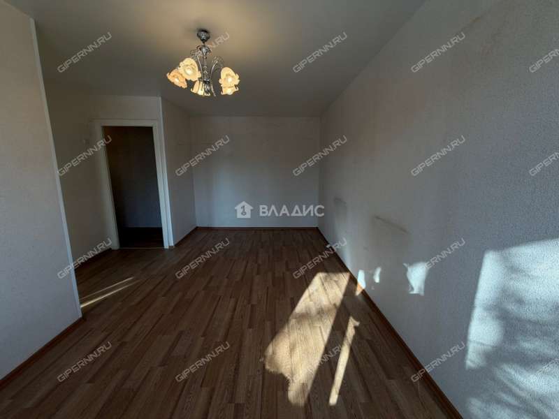 однокомнатная квартира на улице Сурикова дом 14