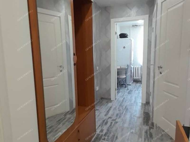 трёхкомнатная квартира на улице Бекетова дом 73