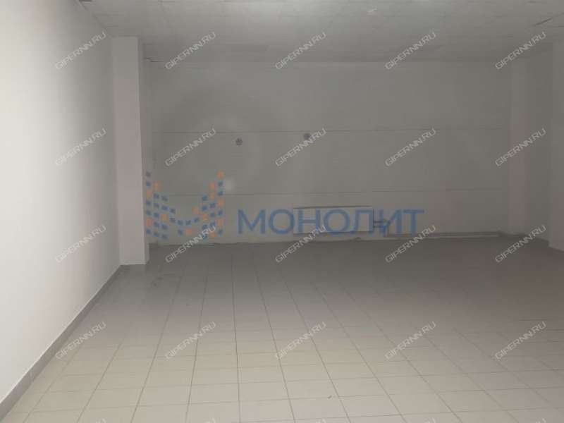 помещение под торговую площадь, недвижимость под салоны красоты на Народной улице