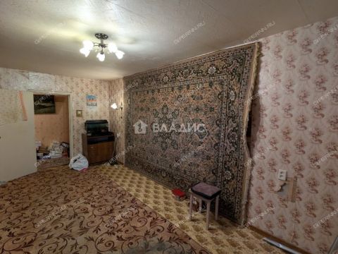 2-komnatnaya-ul-germana-lopatina-d-14 фото