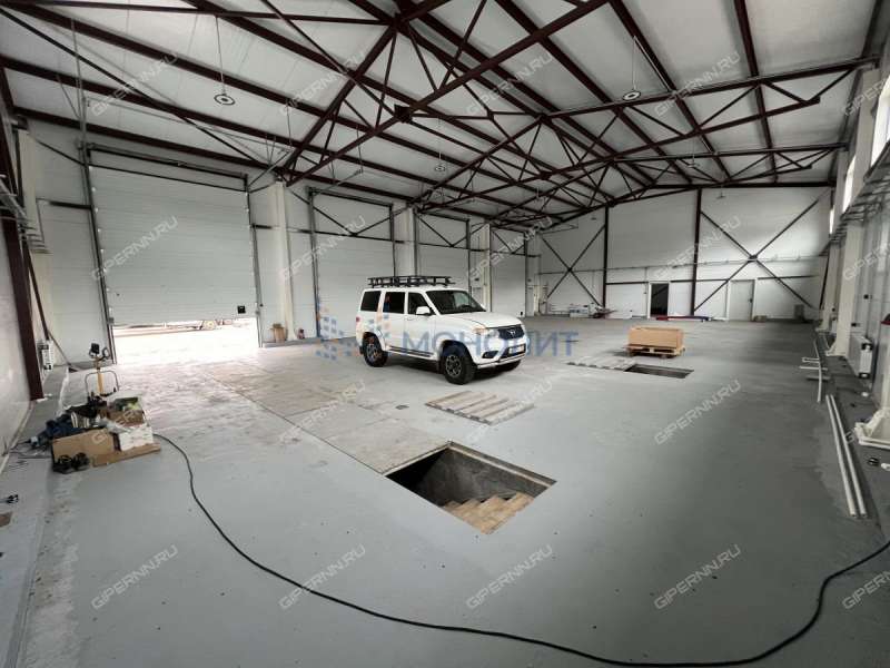 помещение под склад, производственную площадь на Зеленхозовской улице