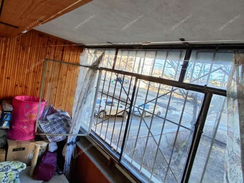 трёхкомнатная квартира на улице Челюскинцев дом 19