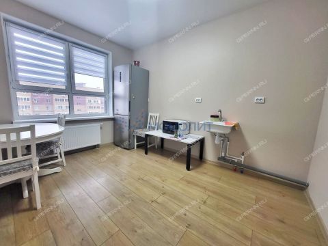 2-komnatnaya-ul-profinterna-d-17 фото