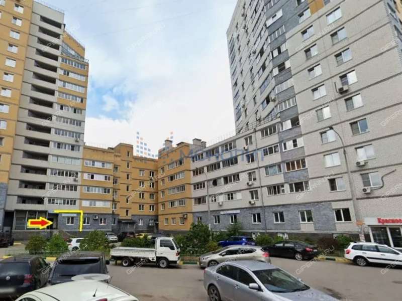 помещение под офис, торговую площадь на улице Сергея Акимова