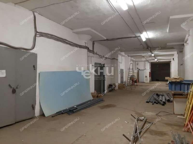 помещение под производственную площадь на улице Геологов