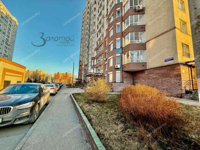 двухкомнатная квартира на улице Героя Шнитникова дом 3