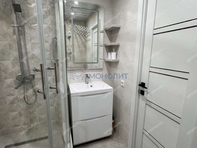 трёхкомнатная квартира на улице Переходникова дом 31