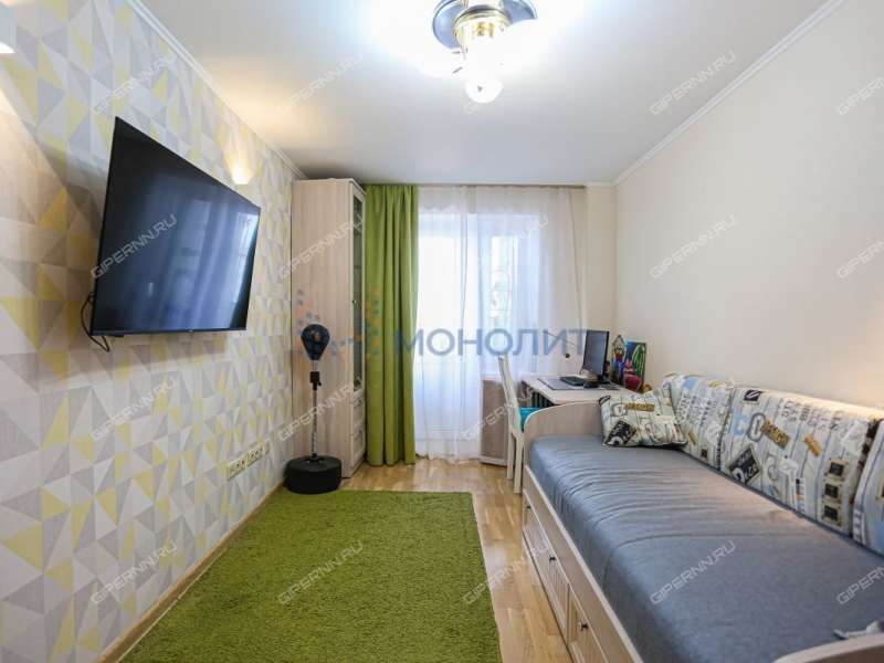 трёхкомнатная квартира на улице Генкиной дом 82