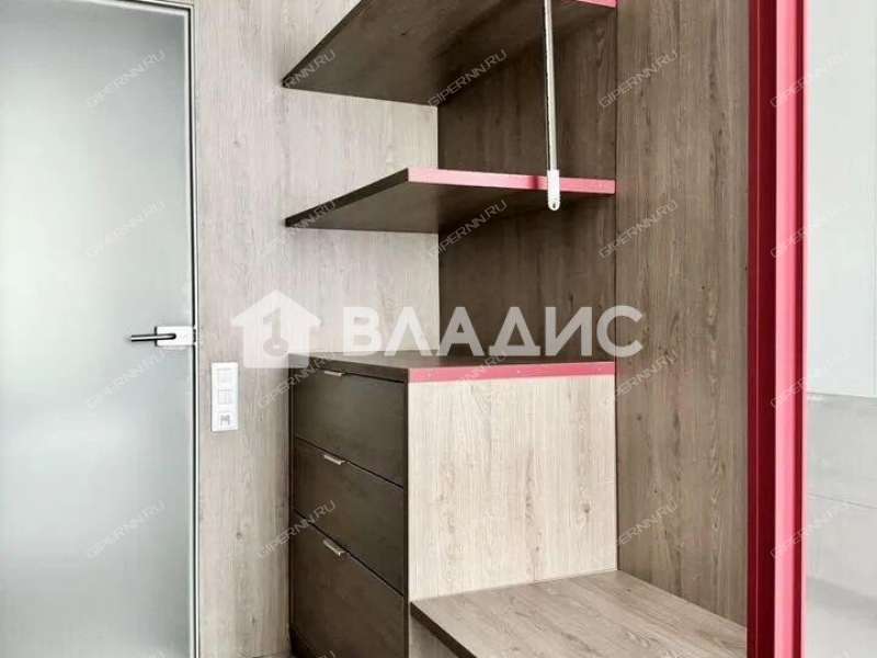 трёхкомнатная квартира на улице Максима Горького дом 70