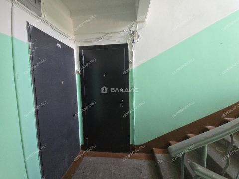 1-komnatnaya-ul-geroya-yuriya-smirnova-d-19 фото