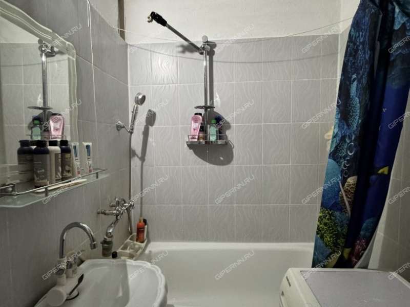 трёхкомнатная квартира на улице Маршала Жукова дом 10