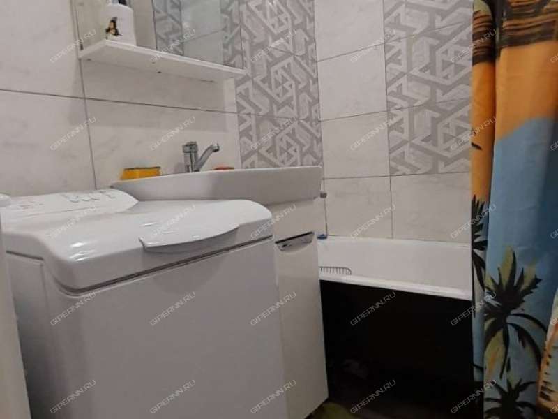 трёхкомнатная квартира на улице Бекетова дом 73