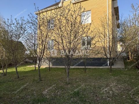 dom-derevnya-kusakovka-ul-vasilkovaya-d-27 фото