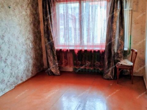 4-komnatnaya-prosp-busygina-d-36 фото