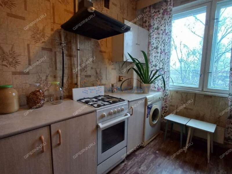 трёхкомнатная квартира на улице Строкина дом 5