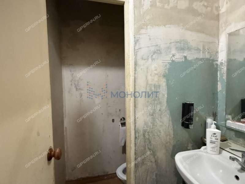 комната в доме 15А на улице Дружаева