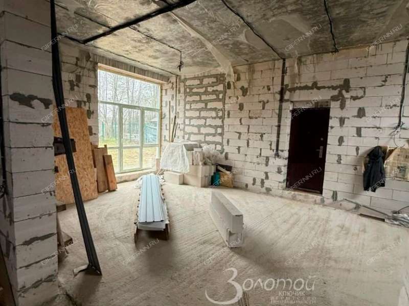 коттедж на Васильковая деревня Ройка