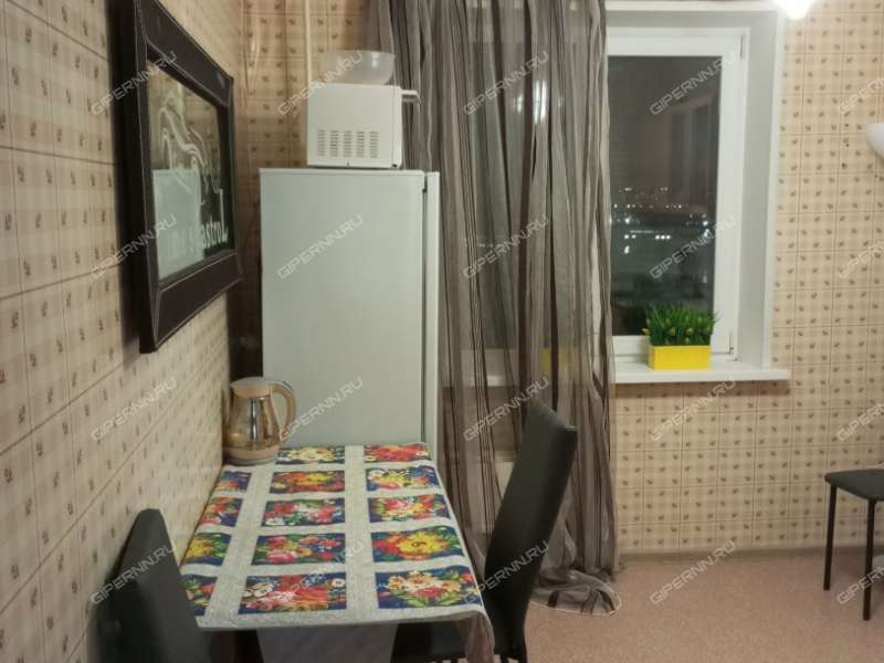 двухкомнатная квартира на улице Федосеенко дом 102