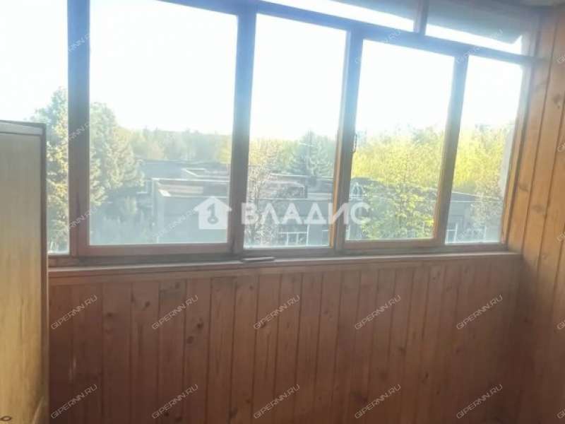 трёхкомнатная квартира на Комсомольской улице дом 13