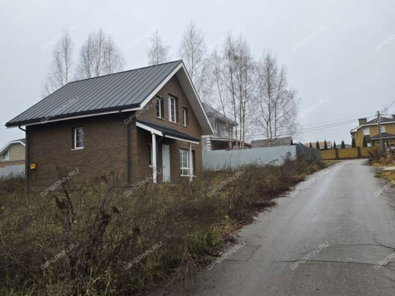 дом на Зеленой улице деревня Бурцево